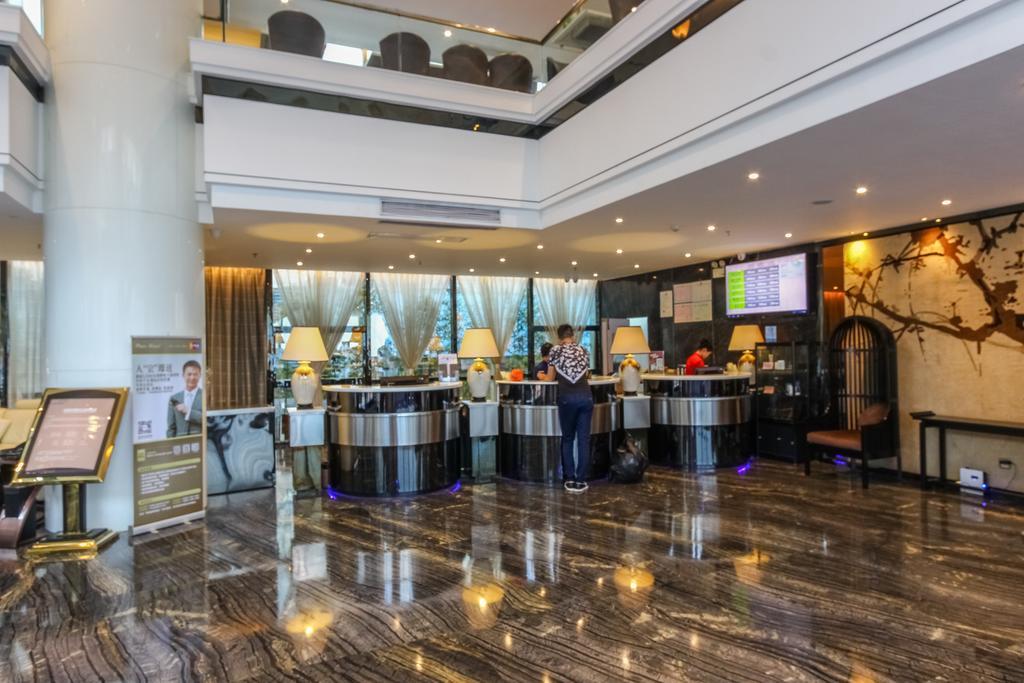 Paco Hotel Guangzhou East Railway Station Branch Zewnętrze zdjęcie